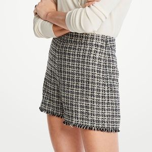 ANN TAYLOR  FRINGE TWEED SHORTS BLACK MULTI